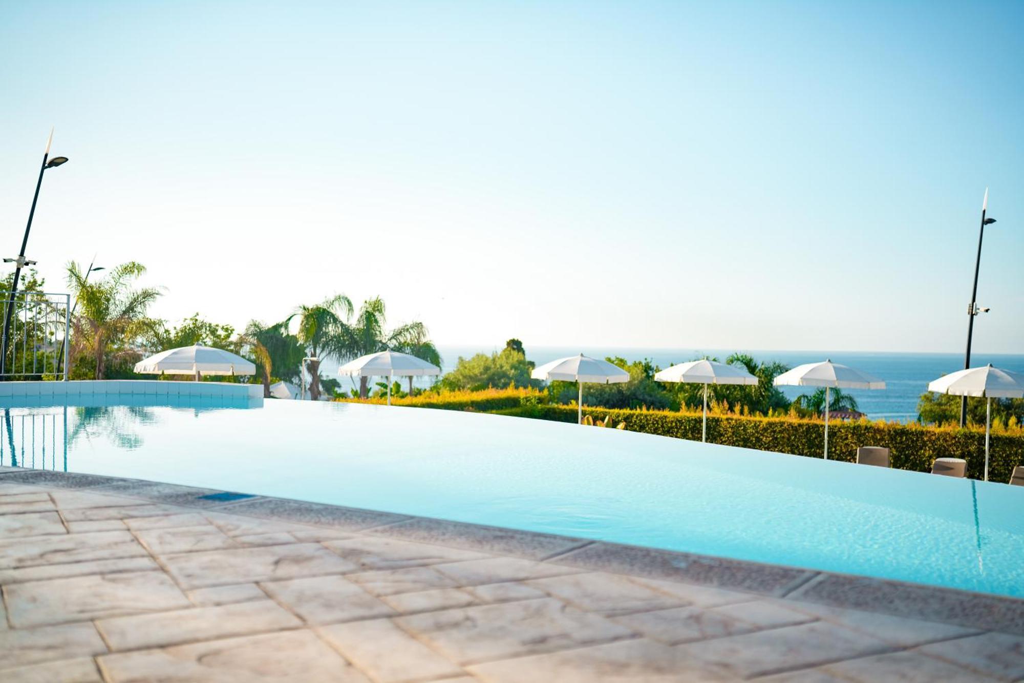 Sentido Michelizia Tropea Resort Exterior foto