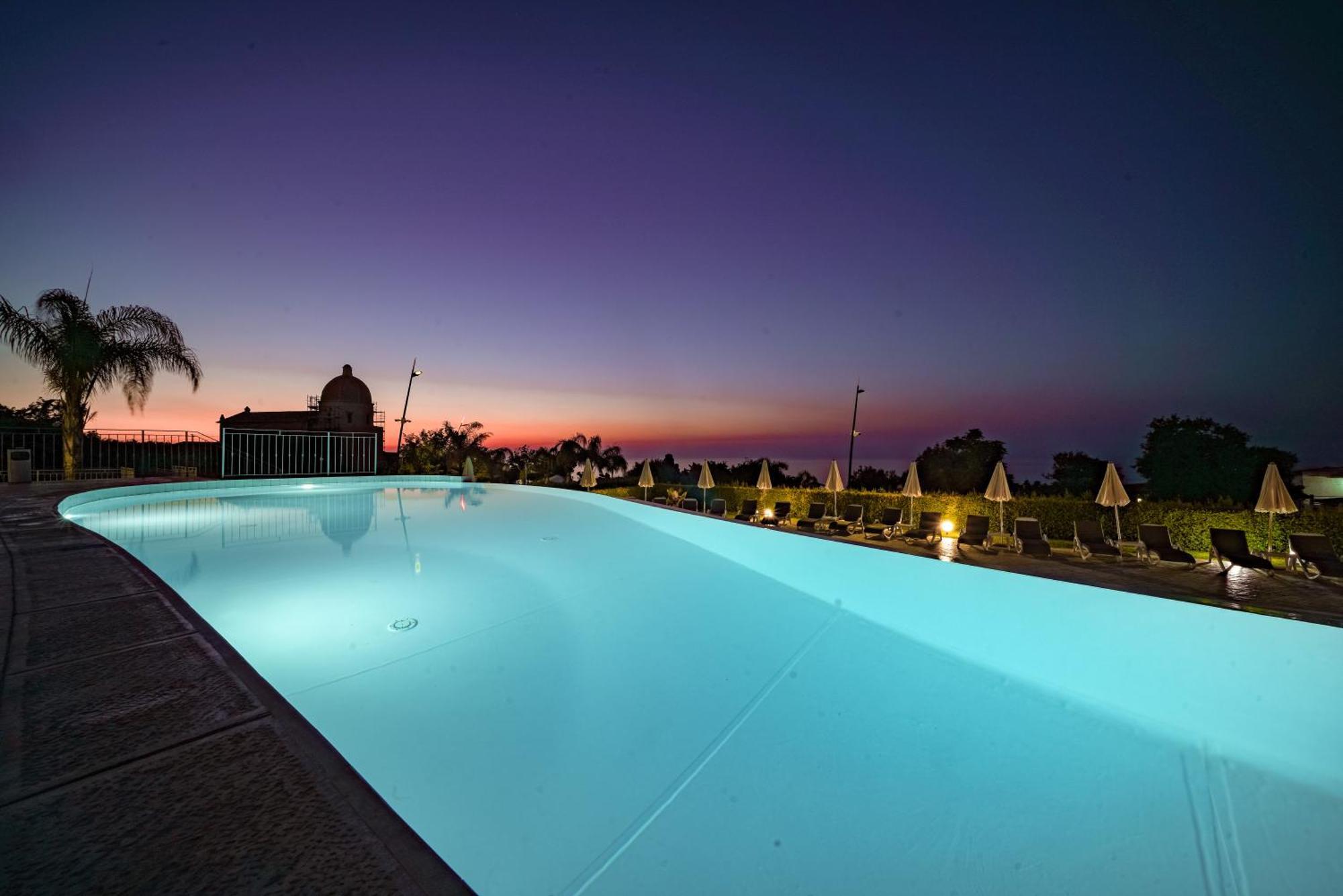 Sentido Michelizia Tropea Resort Exterior foto